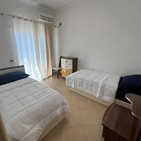 Seastay Apartament Apartment